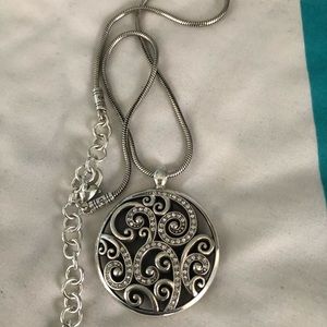 Medallion necklace